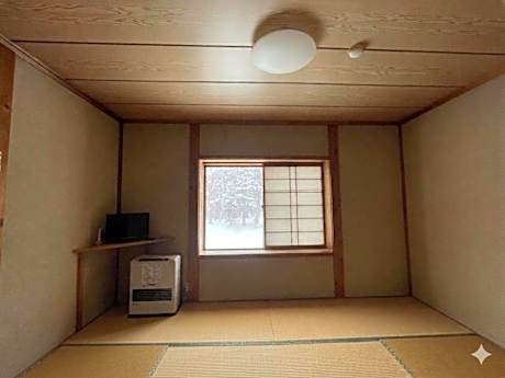 Japanese-Style Room