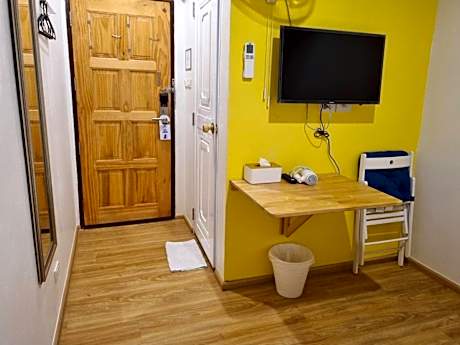 Budget Single Room No Window