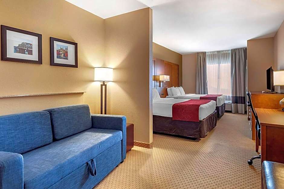 Photo 1 of 5 of 2 Queen Beds Suite