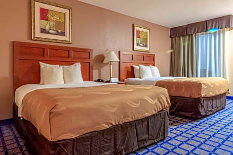 Queen Room with Two Queen Beds - Accessible/Non-Smoking