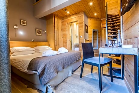 Family room Comfort  (2 Adults + 1 Child)