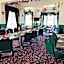 Four Oaks Hotel