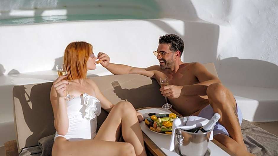 Apeiron Blue Santorini - Adults Only 14 plus - Apeiron Hotels