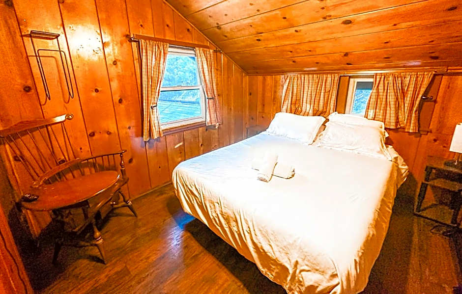 ITH Big Bear Lake Hostel & Retreat Center