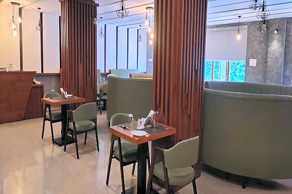 Hotel Preethi Classic Towers