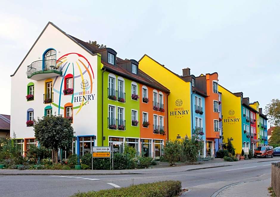 Hotel Henry