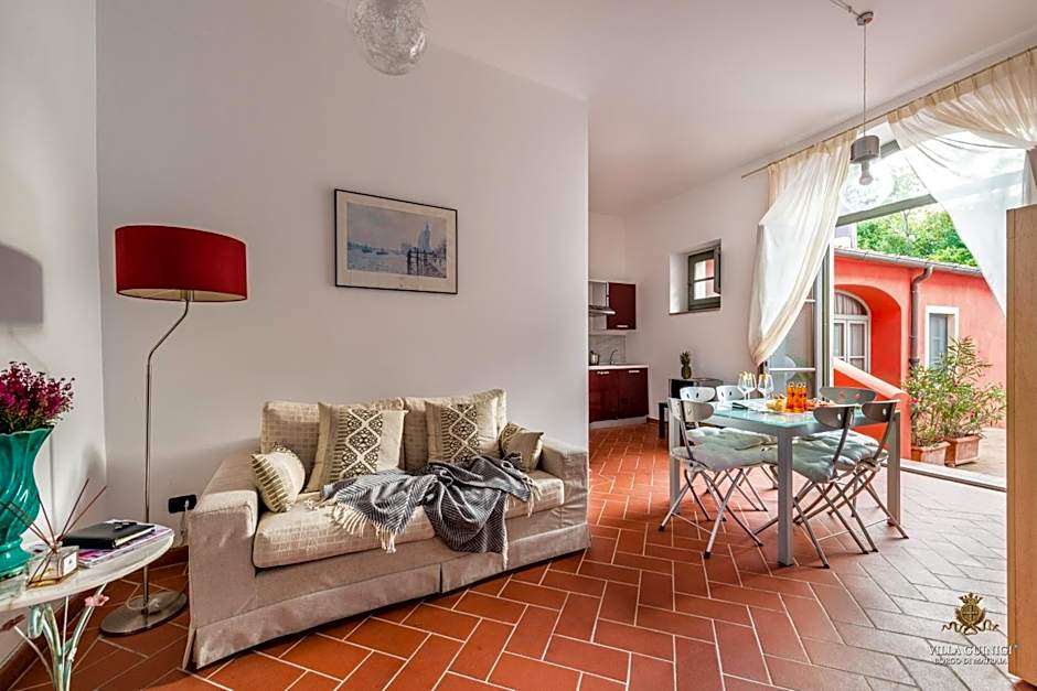 Tenuta Guinigi Antico Borgo di Matraia - Exclusive Holidays apartments & Pool