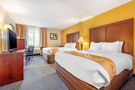 2 QUEEN BEDS NONSMOKING