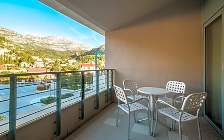 Double room mountain side