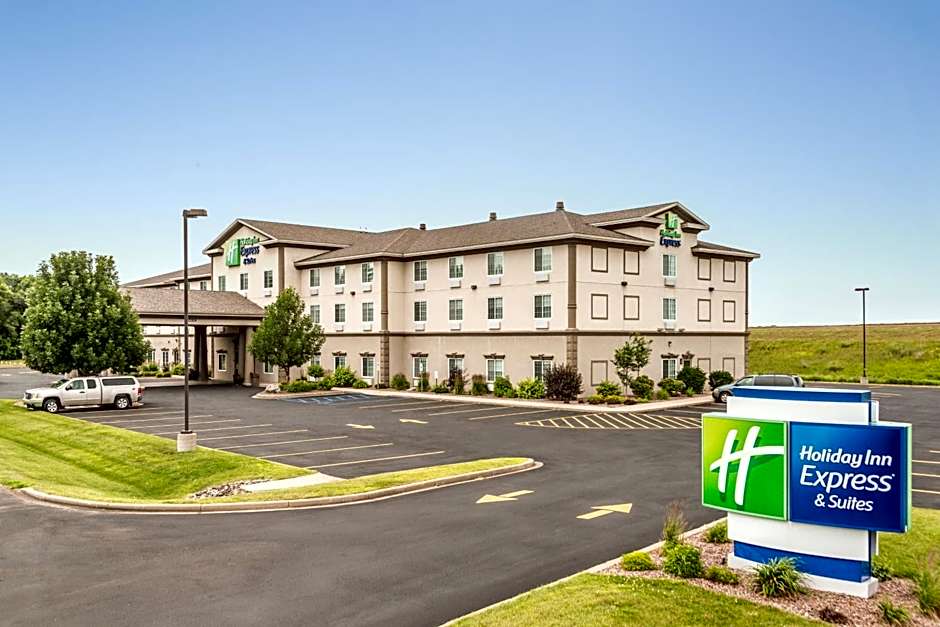 Holiday Inn Express Hotel & Suites Eau Claire North By IHG
