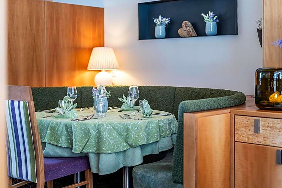 Hotel Schöpf - Mountain Hideaway