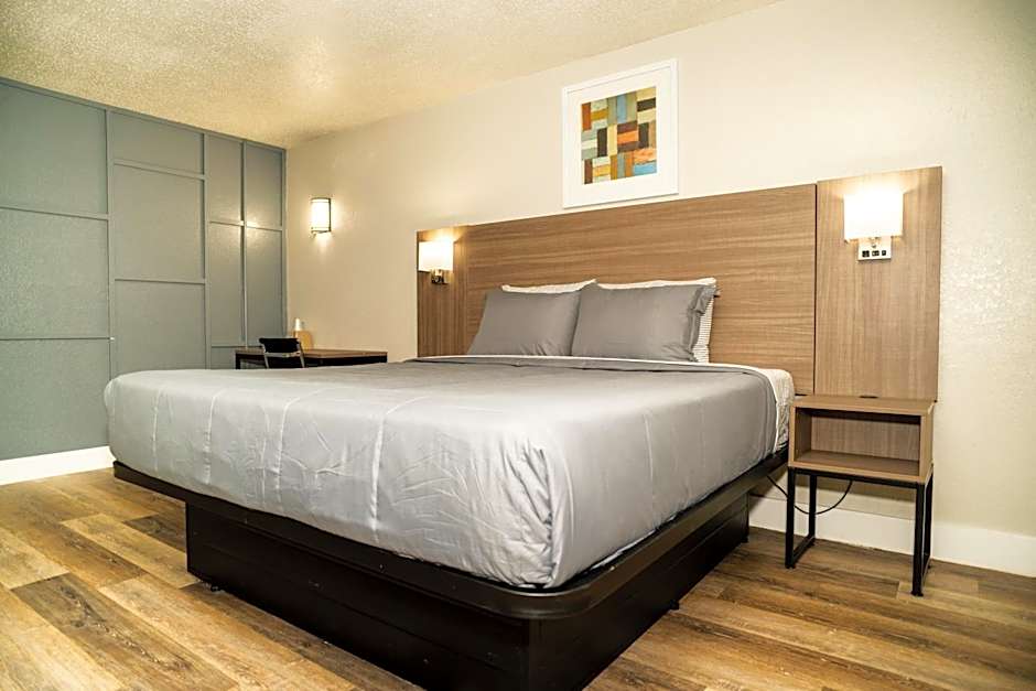 Rodeway Inn Near Ybor City - Casino