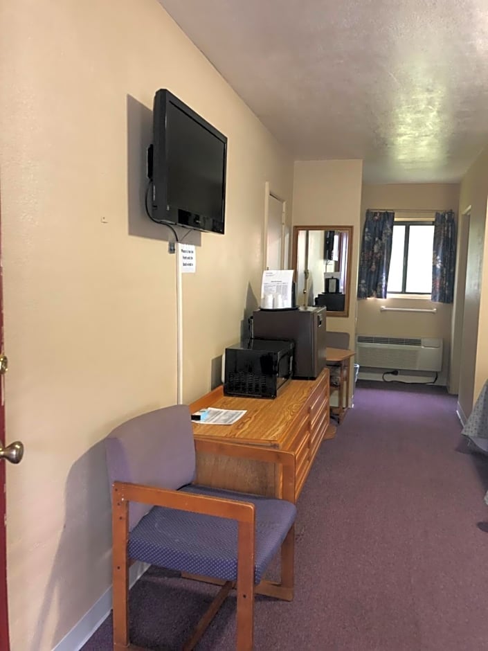 Laurel Park Inn