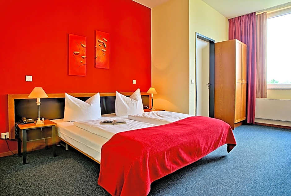 Photo 1 of 4 of Double Room