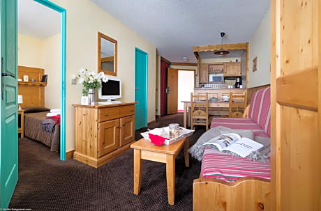 Apartment Two Bedrooms Capacity 6