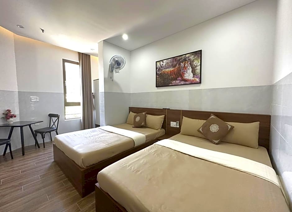 OYO 1193 Huynh Gia Hotel