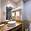 GreenTree Inn Shandong Zaozhuang Tengzhou East Xueyuan Road Guiheyuan Business Hotel