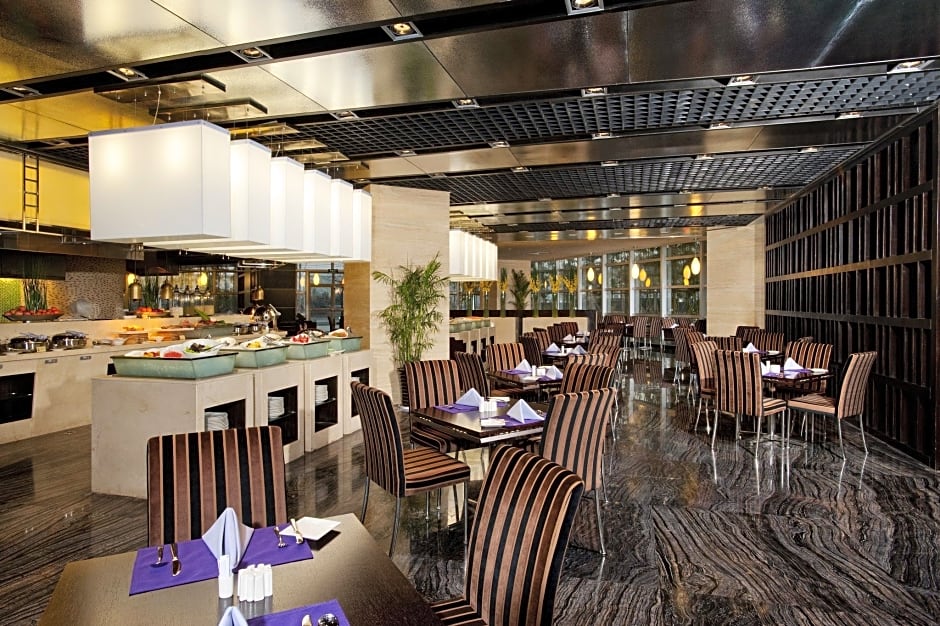 Holiday Inn Xian Greenland Century City By IHG