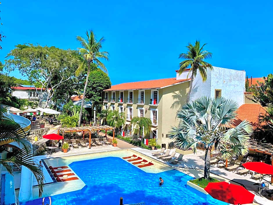 Binniguenda Huatulco & Beach Club