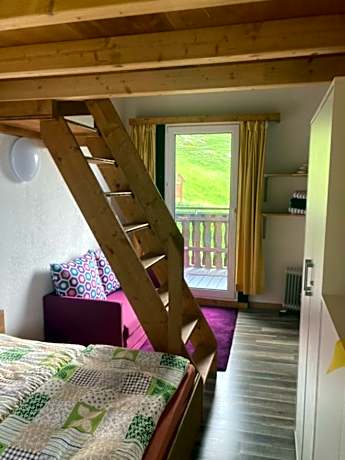 Standard Twin Room with Sofa