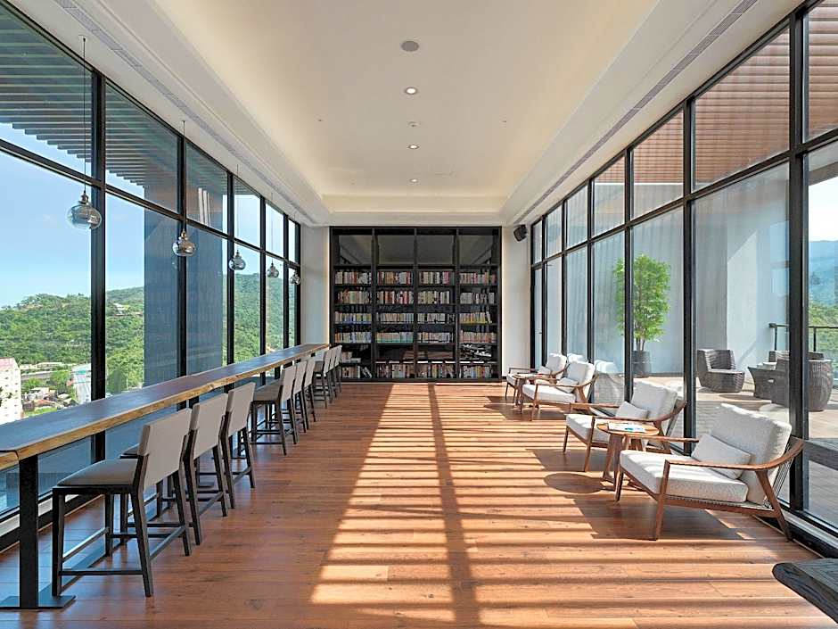 Lakeshore Hotel Suao