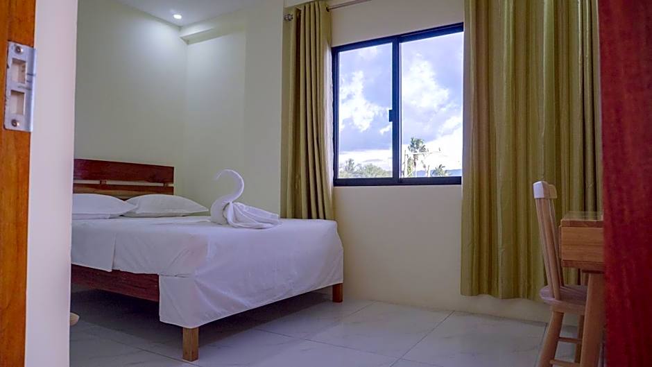 Speed 8 Inn Moalboal