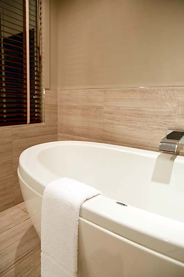 Le Dauphin MontrÃ©al-Longueuil