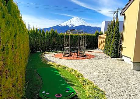 Grand Twin Room with Tatami Area with Mountain view