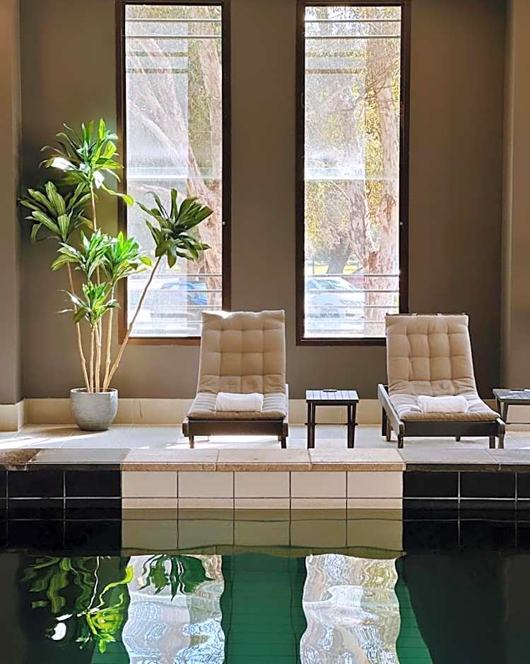 Lancemore Mansion Hotel Werribee Park