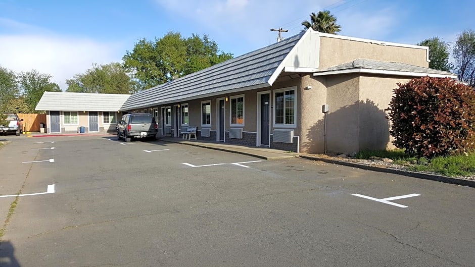 Pacific Motel