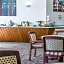 Econo Lodge Lakeshore