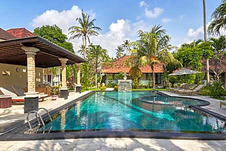Rossa Garden Hotel Boutique
