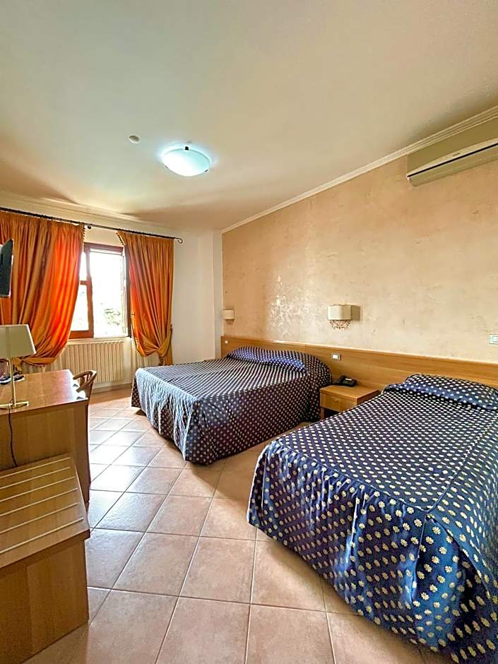 Hotel Lachea
