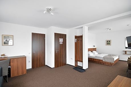 Junior Suite with Mountain View