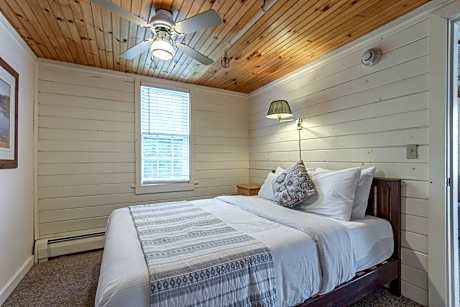 One-Bedroom Suite with Garden View