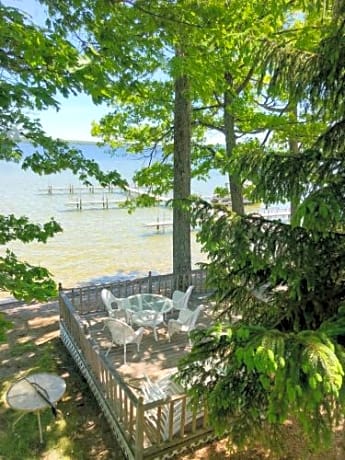 King Room with Lake View