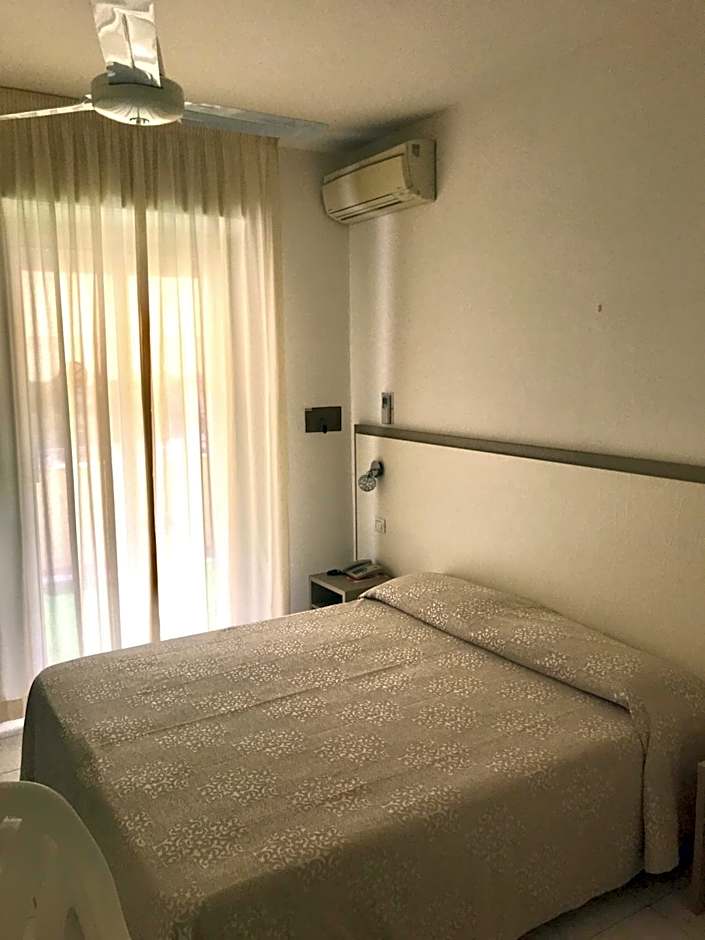 Hotel Rivamare Room only and free coffee room