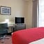 Best Western Plus Bradbury Inn & Suites