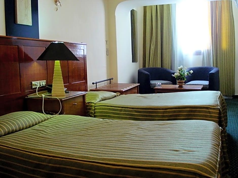 Indiana Hotel Cairo