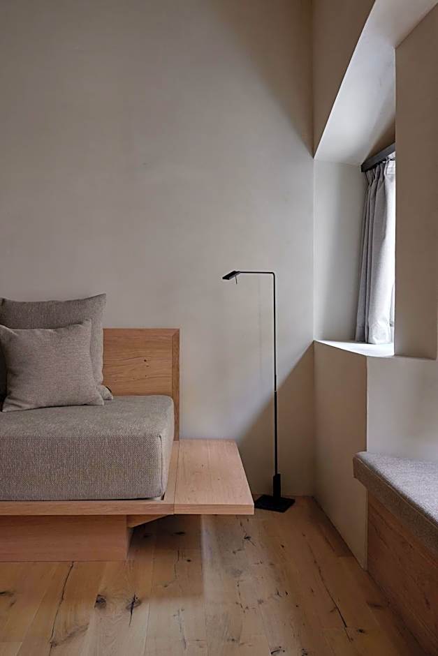 fink Restaurant & Suites