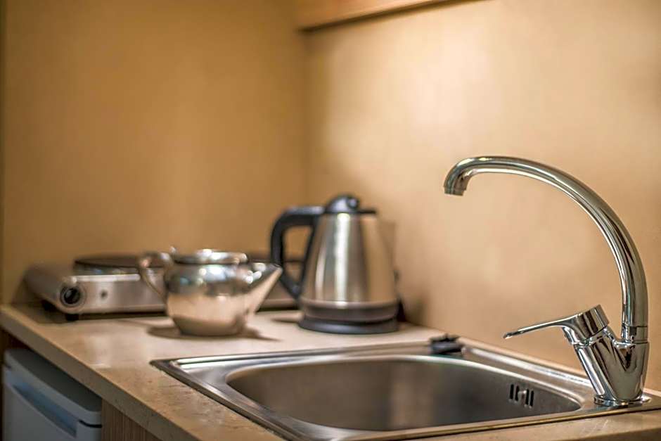 Stefania Studios by Estia