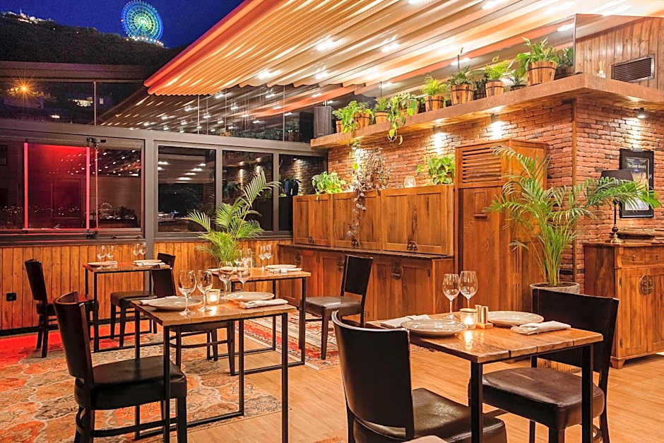 Urban Boutique Hotel