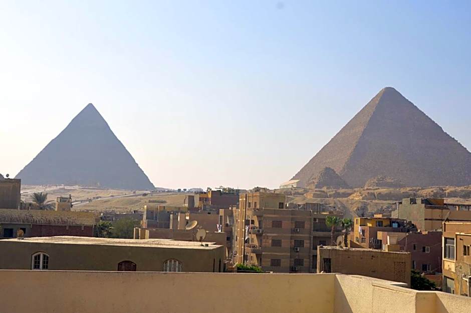 Pyramids Top Inn