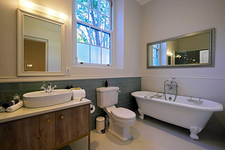 Chapter House Boutique Hotel