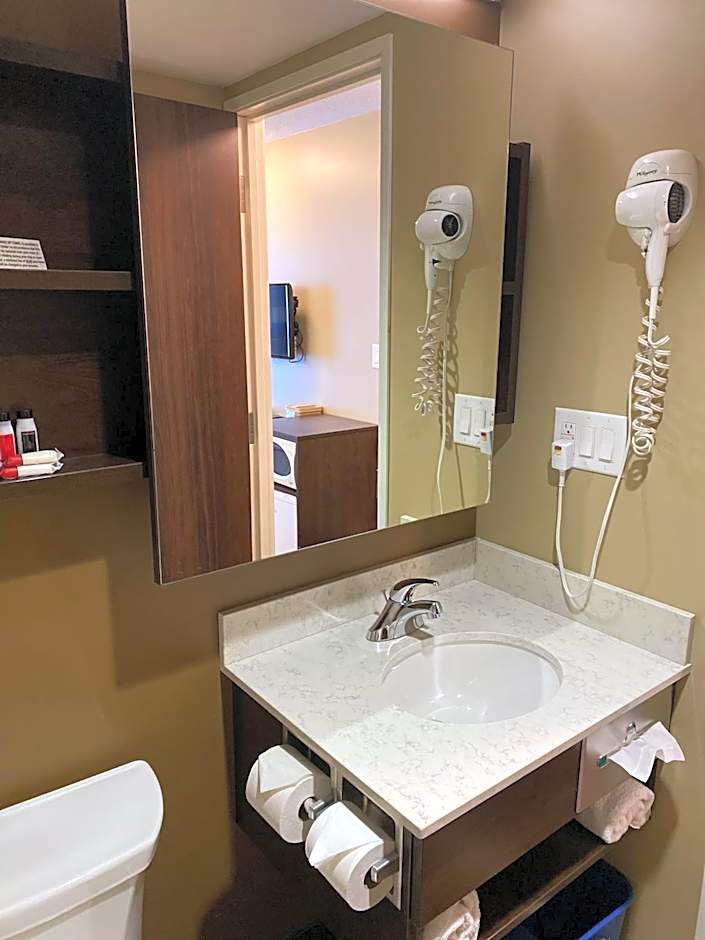 Microtel Inn & Suites by Wyndham Timmins