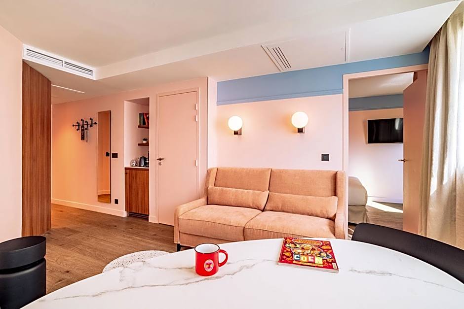 RockyPop Marseille Hotel