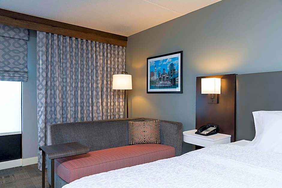 Hampton Inn By Hilton Cincinnati/Airport South