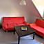 Monkey Factory - Mini Home-Stay Hostel