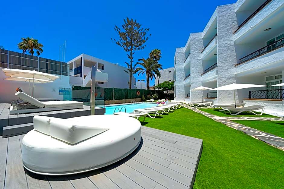 Atlantic Sun Beach - Gay Men Only