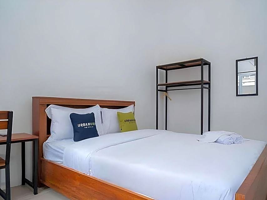 Urbanview Hotel Sky Batu Malang by RedDoorz
